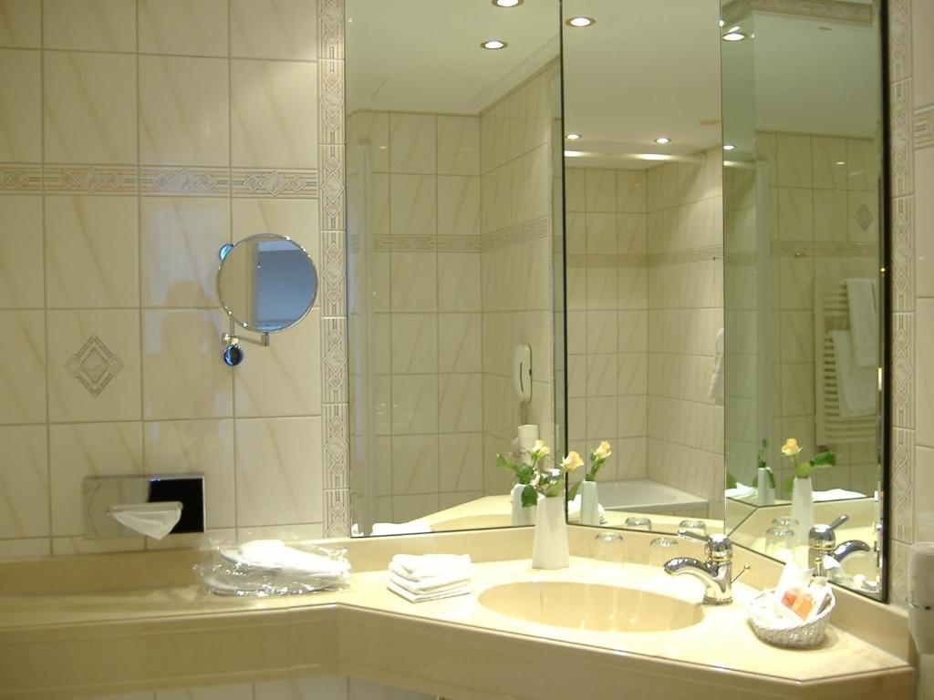 Hotel Altes Gymnasium Husum (Schleswig-Holstein) Quarto foto